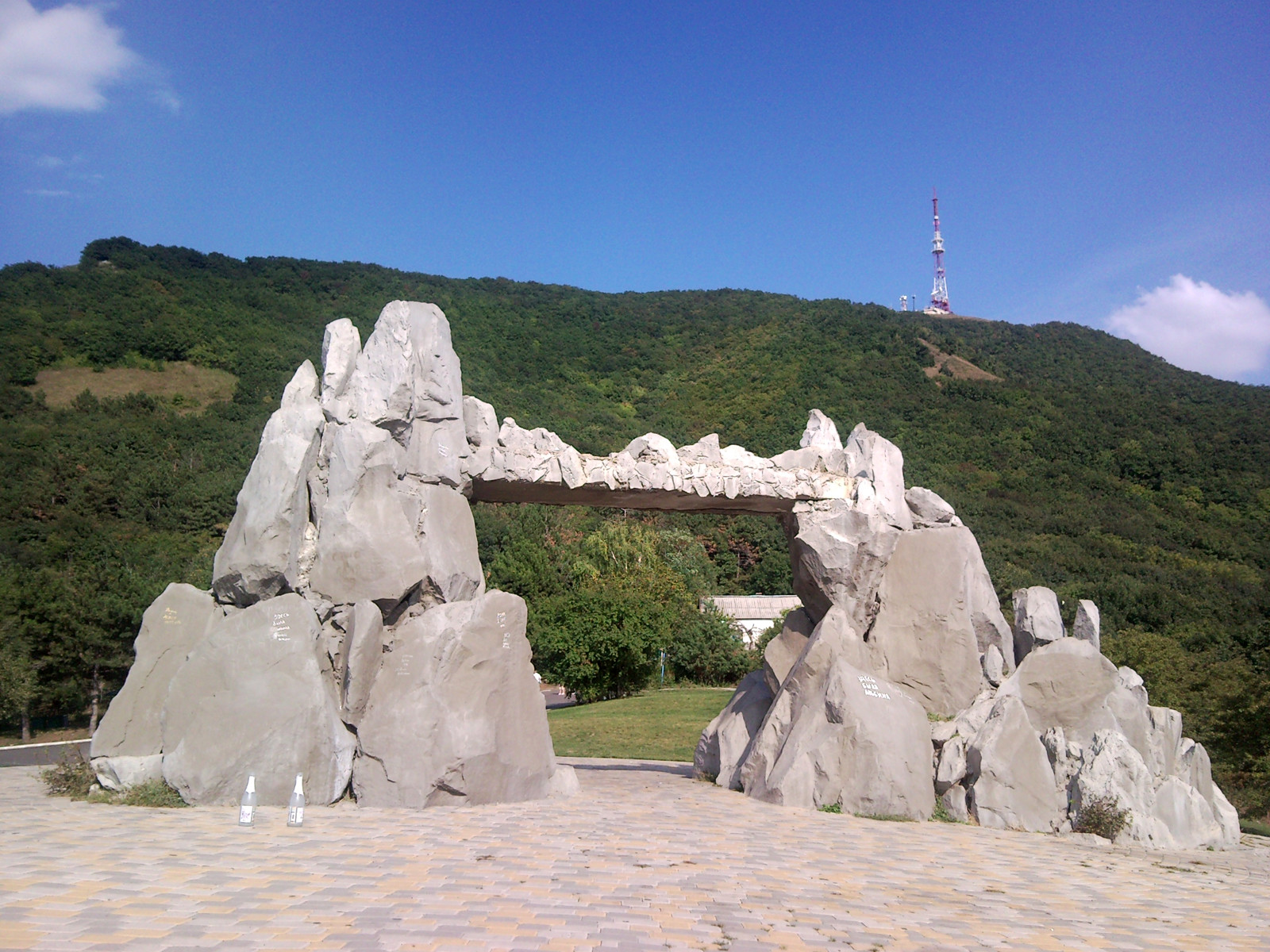 Каменные Ворота солнца в Пятигорске – фотографии России