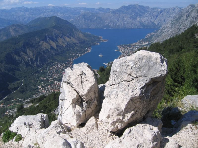 Горы в Которском заливе, Черногория. Фото 16 – фотографии Черногории