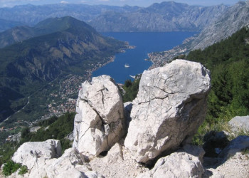 Горы в Которском заливе, Черногория. Фото 16 – фотографии Черногории