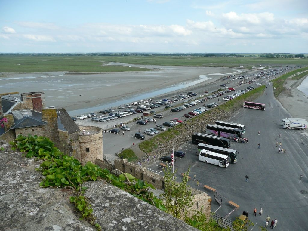 Транспорт в Мон-Сен-Мишель, Франция. Фото 1 – фотографии Франции