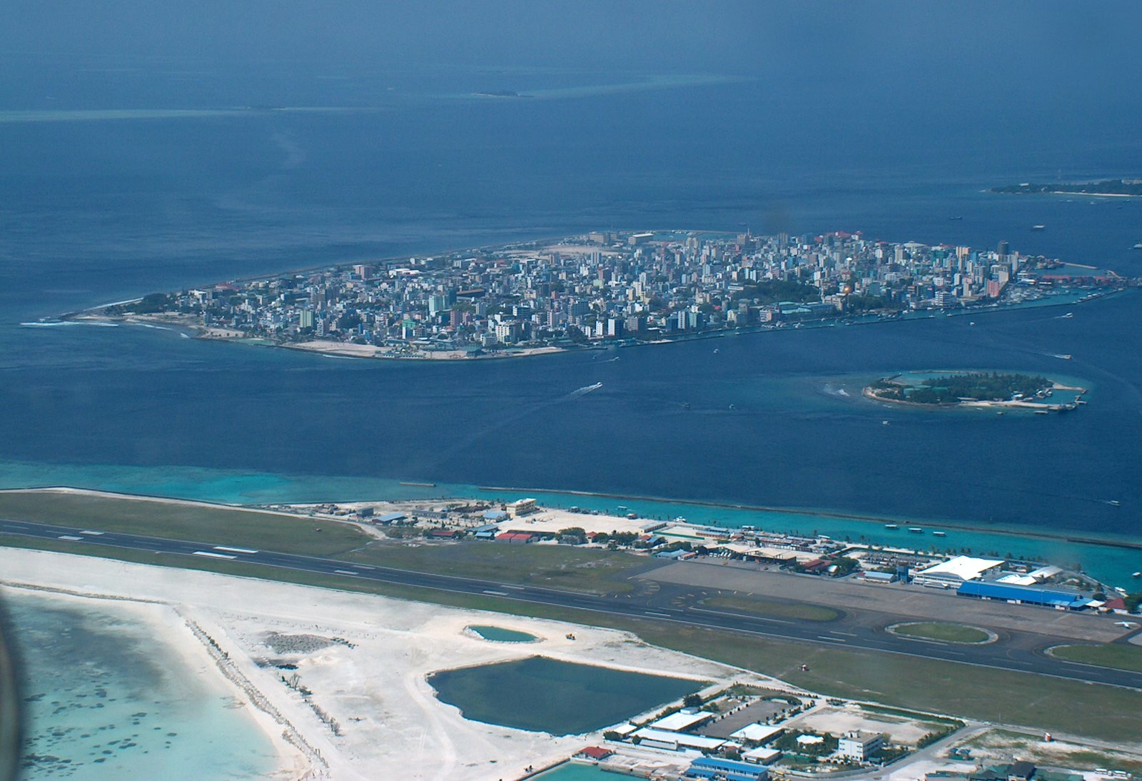 Панорамный вид в Северный Мале Атолл, Мальдивы. Фото 7 – фотографии Мальдивских островов