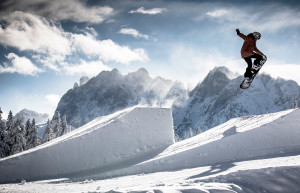 Сноубордист на склоне. Абтенау. Австрия. – фотографии Австрии