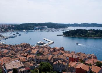 Панорамный вид в Ровинь, Хорватия – фотографии Хорватии