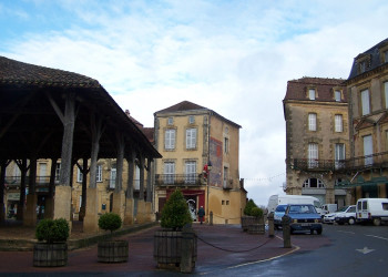 Дома в Бельве, Франция. Фото 7 – фотографии Франции