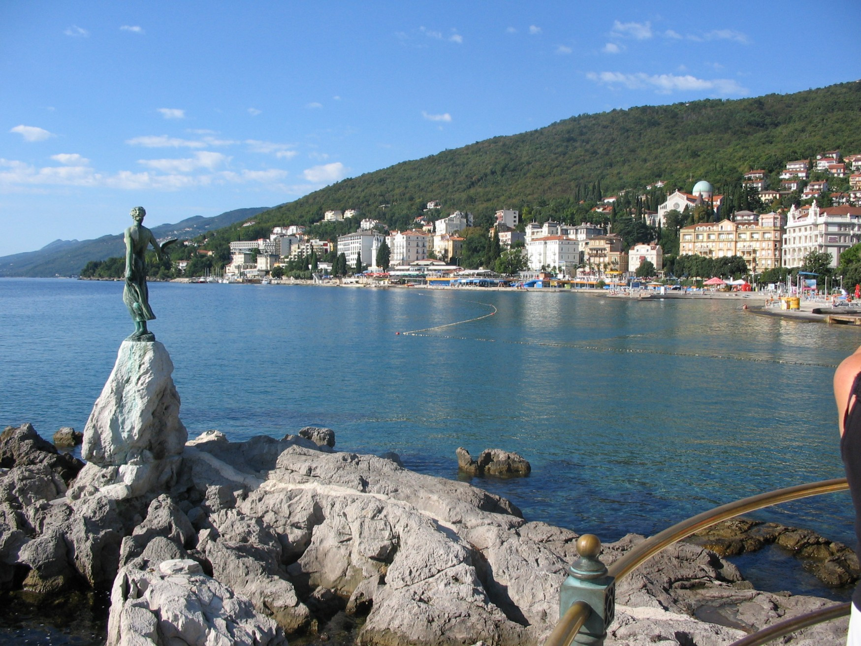 Памятник в Опатии, Хорватия. Фото 10 – фотографии Хорватии