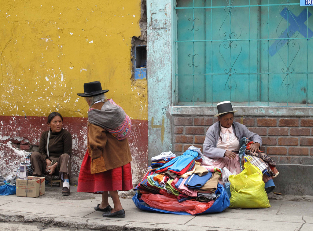Уличная торговля в Аякучо – фотографии Перу