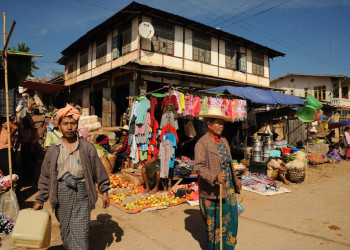 Базар в Пиндайя, Мьянма. Фото 1 – фотографии Мьянмы