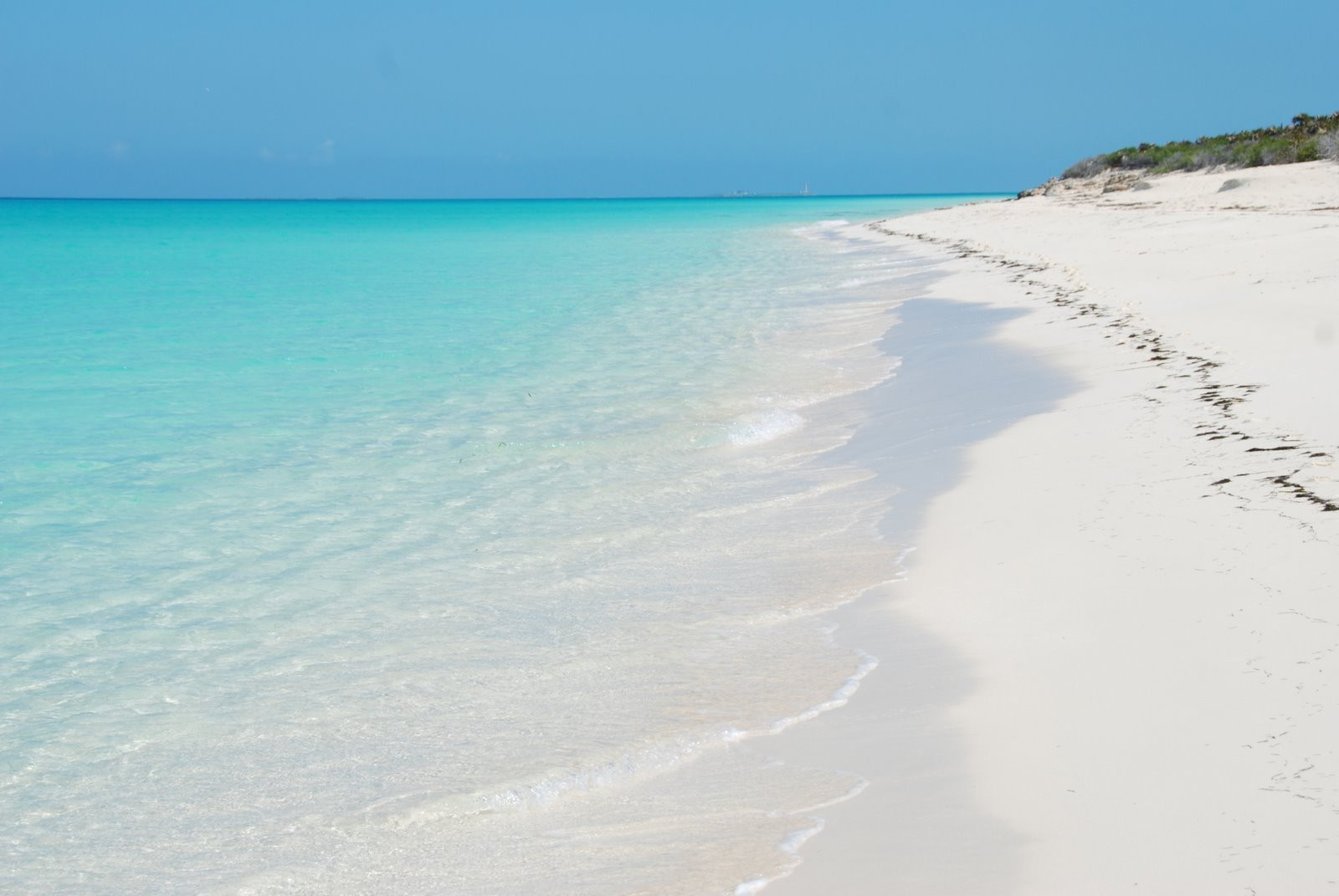 Море в Кайо-Лас-Брухас, Куба. Фото 8 – фотографии Кубы