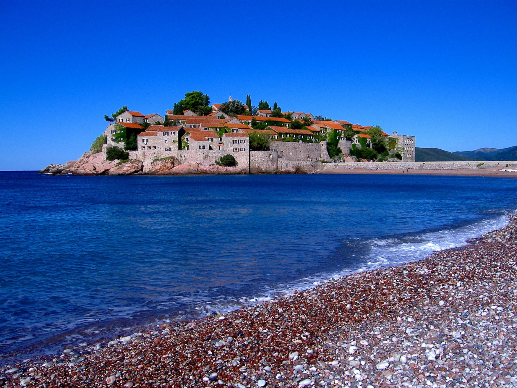 Пляж в Святой Стефан, Черногория. Фото 17 – фотографии Черногории