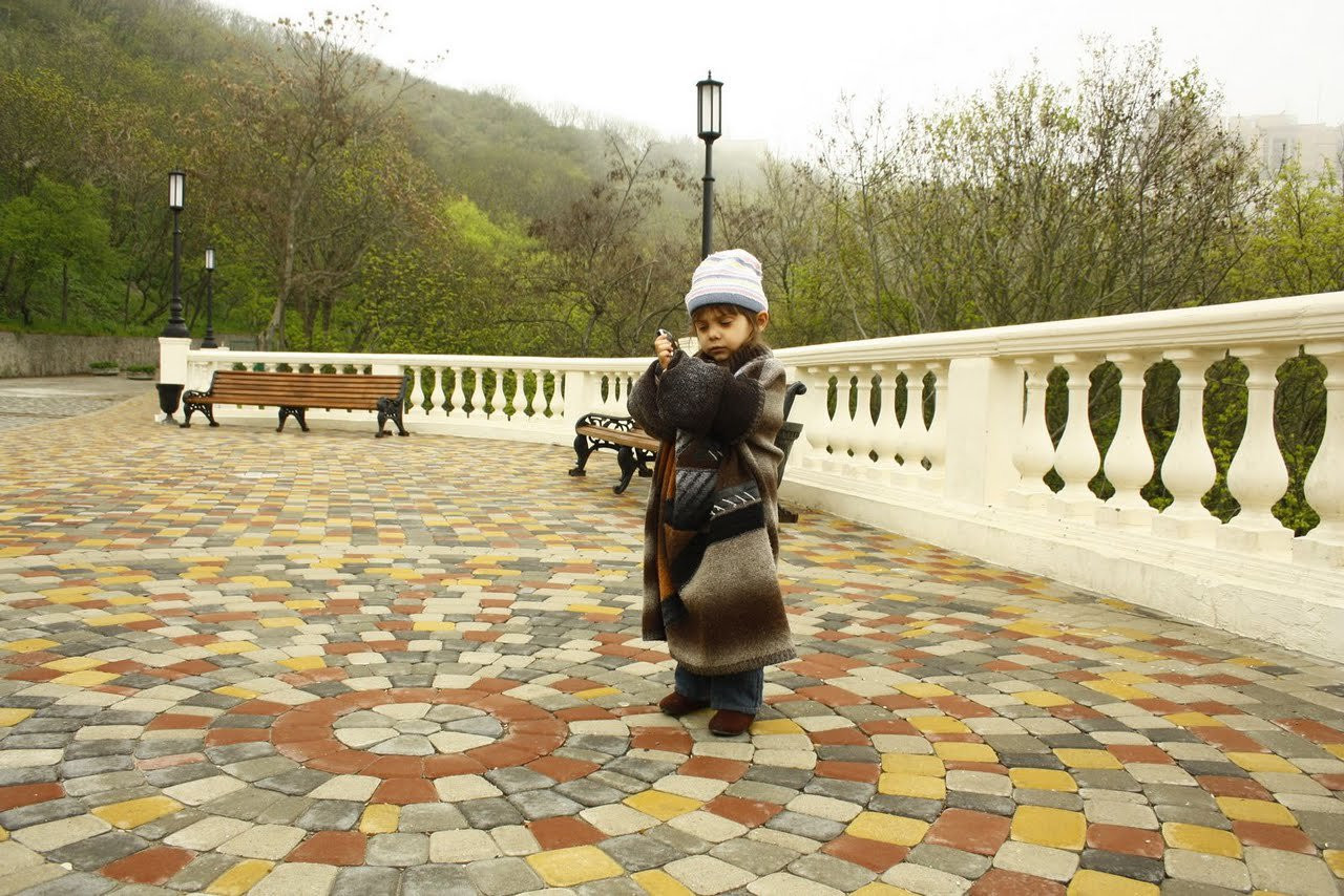 Ребенок в Черкесске, Россия – фотографии России