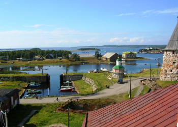 Соловецкий монастырь, вид с крыши – фотографии России