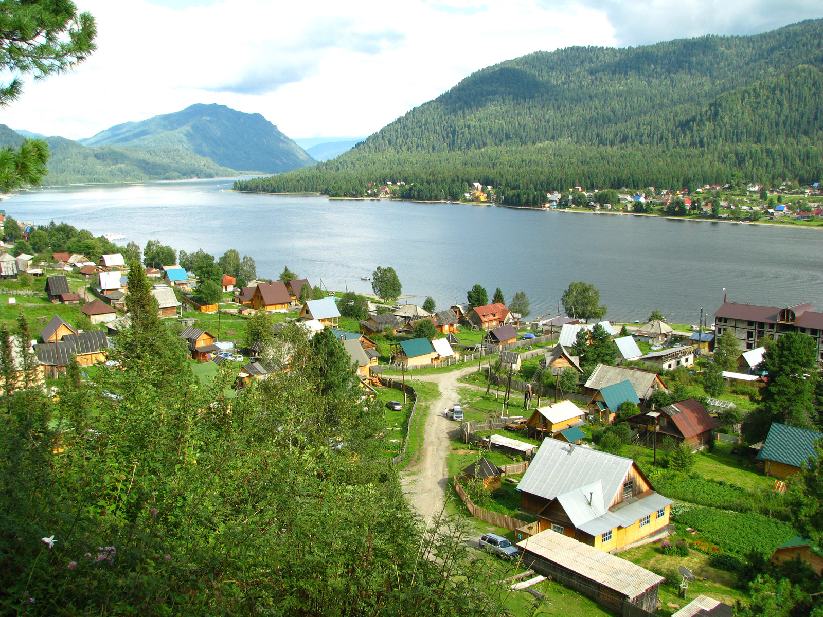 Телецкое озеро (Teletskoye Lake), Республика Алтай. Фото 2 – фотографии России