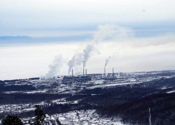 БЦБК на берегу Байкала. Додумались же построить его тут, уроды – фотографии России