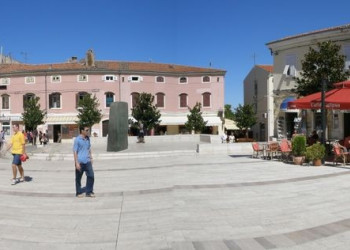 Площадь в Пореч, Хорватия – фотографии Хорватии