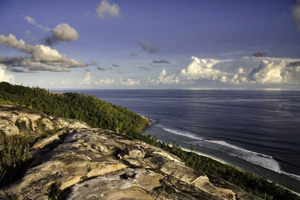 Панорамный вид острова Фрегат, Сейшелы – фотографии Сейшельских островов