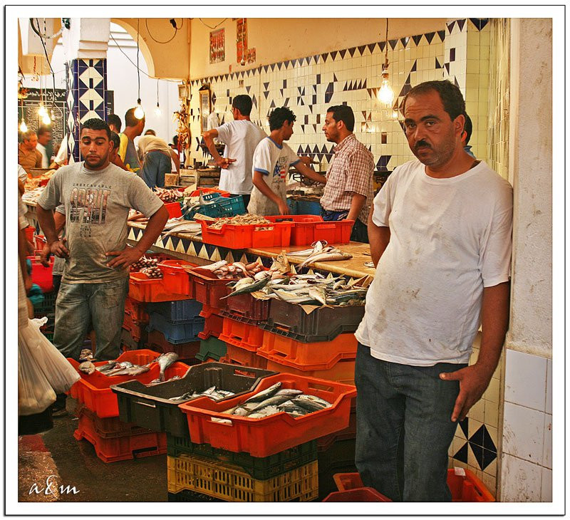 Продавецы в Махдии, Северный Тунис. Фото 1 – фотографии Туниса