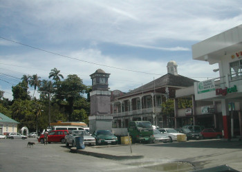 Городская площадь в Порт Антонио, Ямайка – фотографии Ямайки