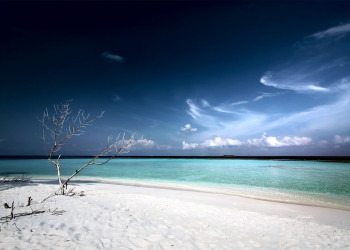 Пейзаж в Ари Атолле, Мальдивы – фотографии Мальдивских островов
