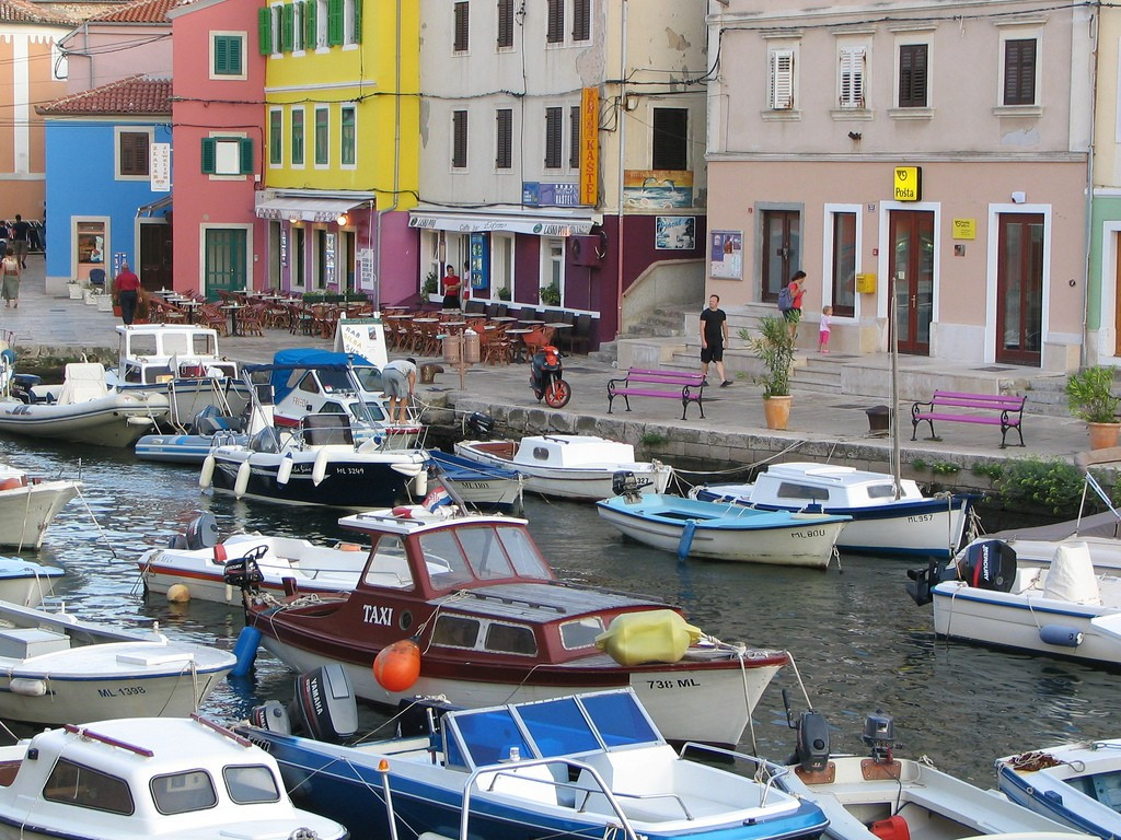 Яхты и катера в Вели-Лошинь, Хорватия. Фото 6 – фотографии Хорватии