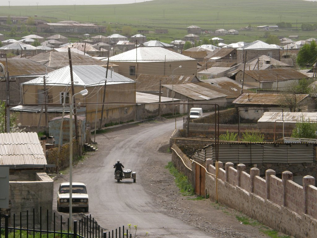 Город мартуни в армении Город мартуни в армении