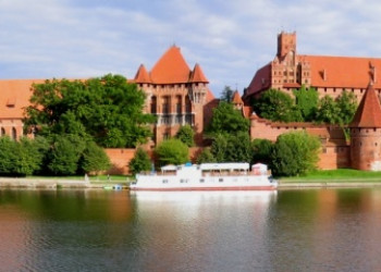 Замок Тевтонского ордена – фотографии Польши