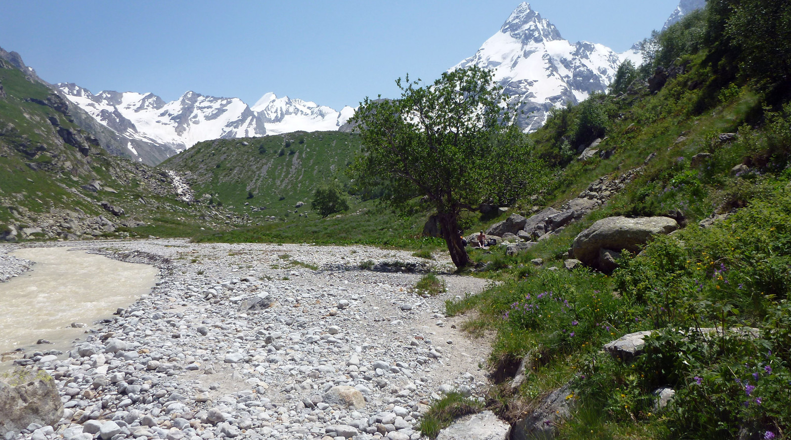 Долина Адыл-Су, Кабардино-Балкария, Россия – фотографии России