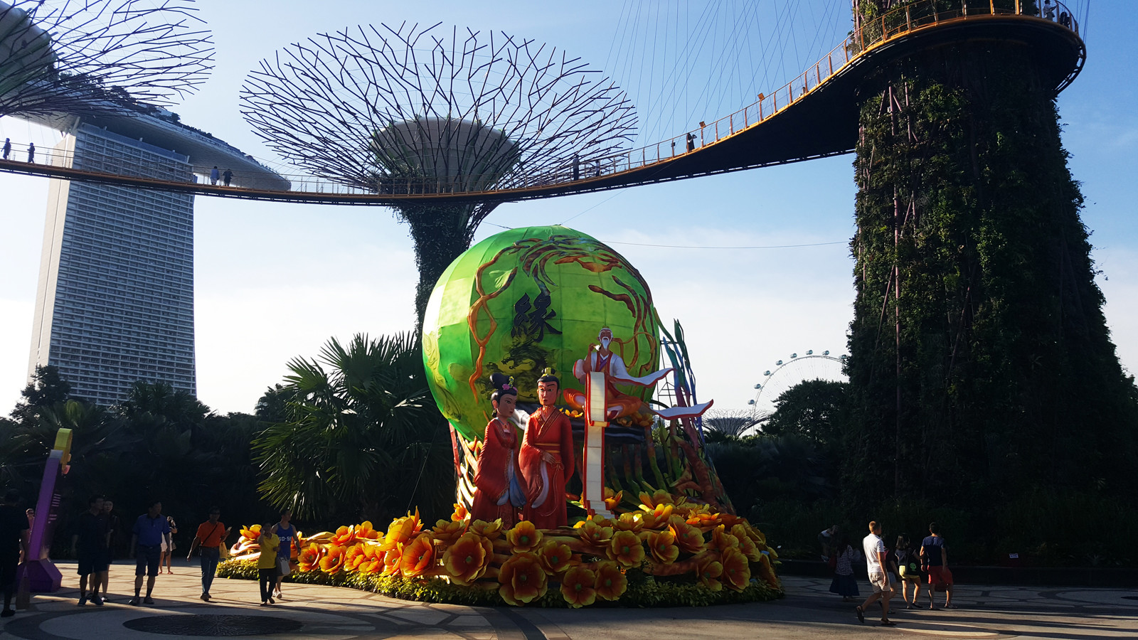 Парк Gardens by the Bay рядом с отелем Marina Sand Bay – фотографии Сингапура