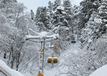Двукресельный подъёмник на Чегете (до кафе «Ай»), Россия. Фото 3 – фотографии России
