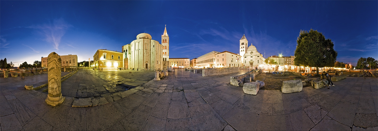 Площадь в Задаре, Хорватия. Фото 1 – фотографии Хорватии