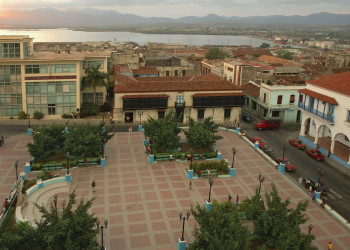 Дома в Сантьяго-де- Куба, Куба. Фото 6 – фотографии Кубы