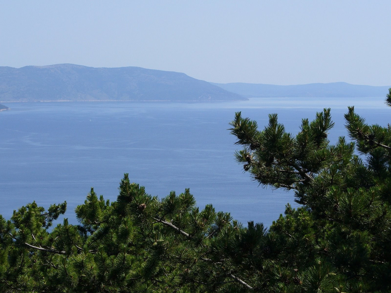 Море в Ловроне, Хорватия – фотографии Хорватии