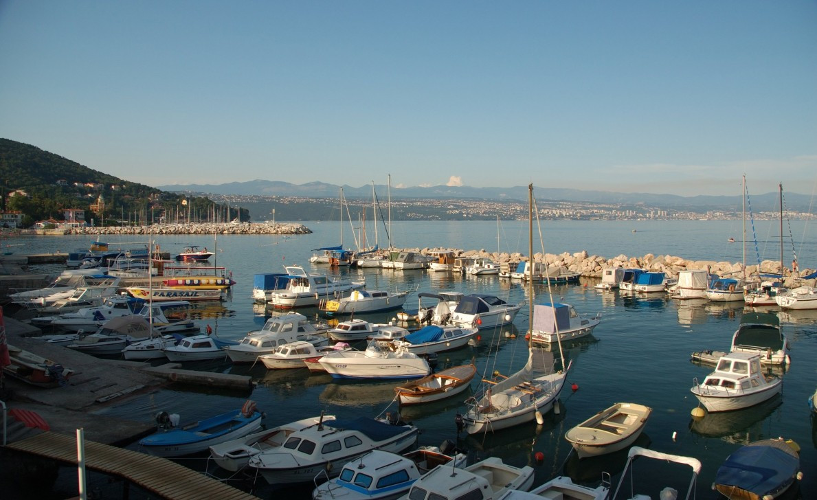 Лодочная станция в Ичичи, Хорватия. Фото 1 – фотографии Хорватии