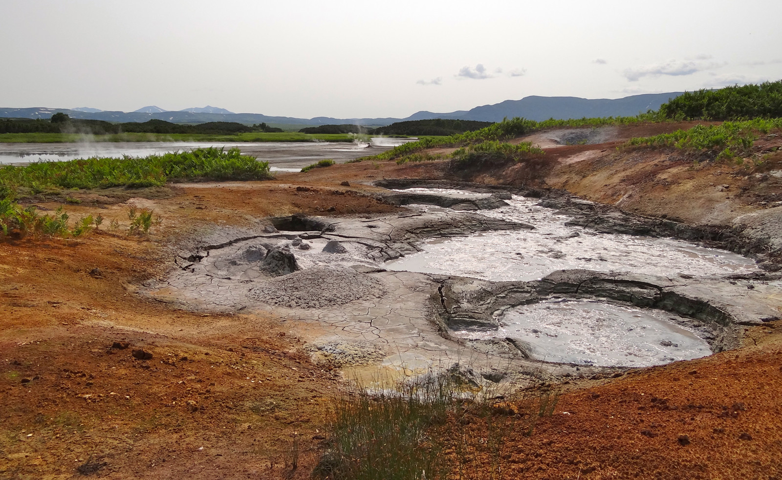 Кальдера вулкана Узон на п-ове Камчатка. Фото 1 – фотографии России