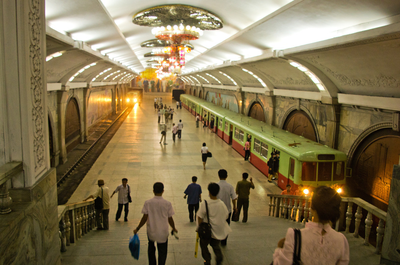 Метро в Пхеньяне (Северная Корея) – фотографии Северной Кореи