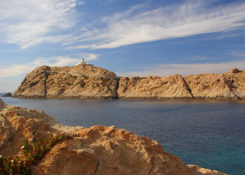 Скалы в Иль-Русса, Франция. Фото 1 – фотографии Франции