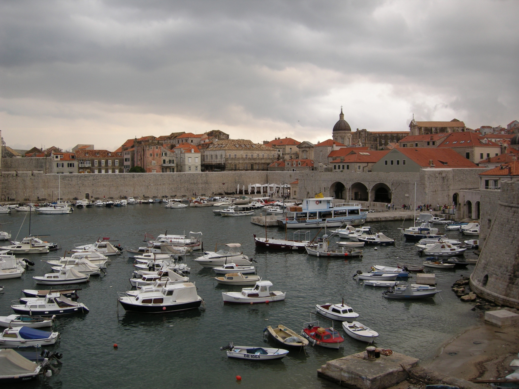 Яхты и катера в Дубровнике, Хорватия. Фото 8 – фотографии Хорватии