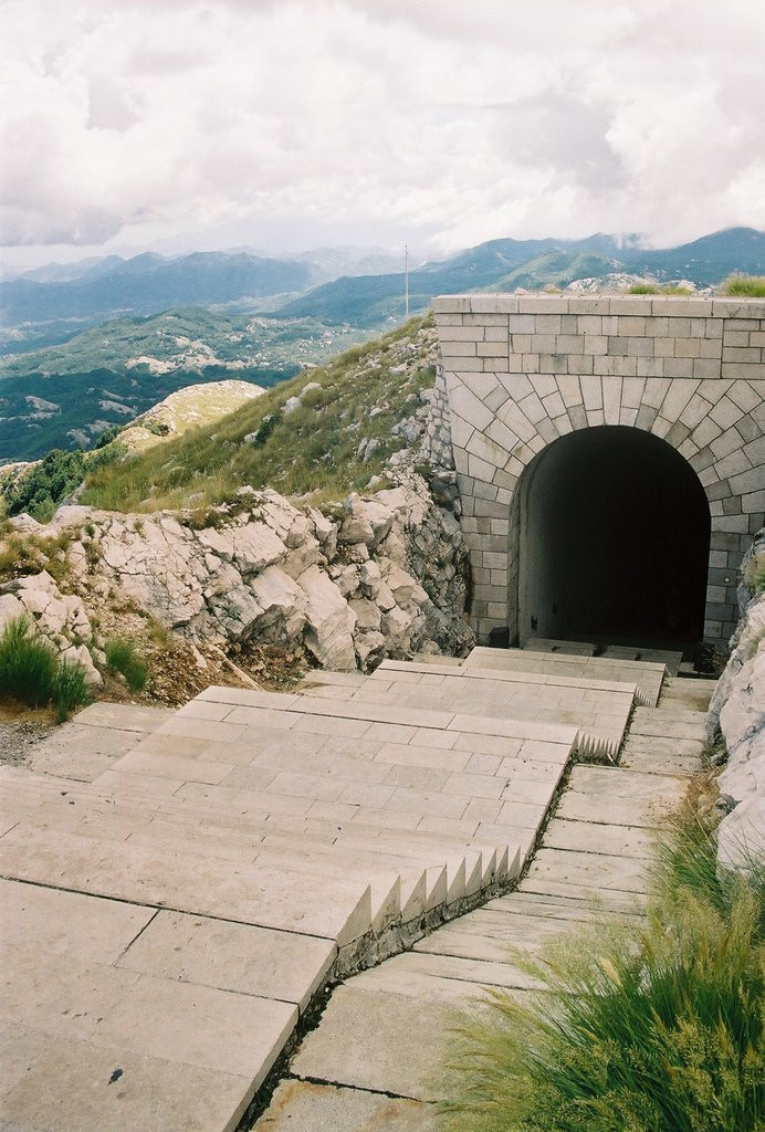 Достопримечательность в Ловчен, Черногория. Фото 17 – фотографии Черногории