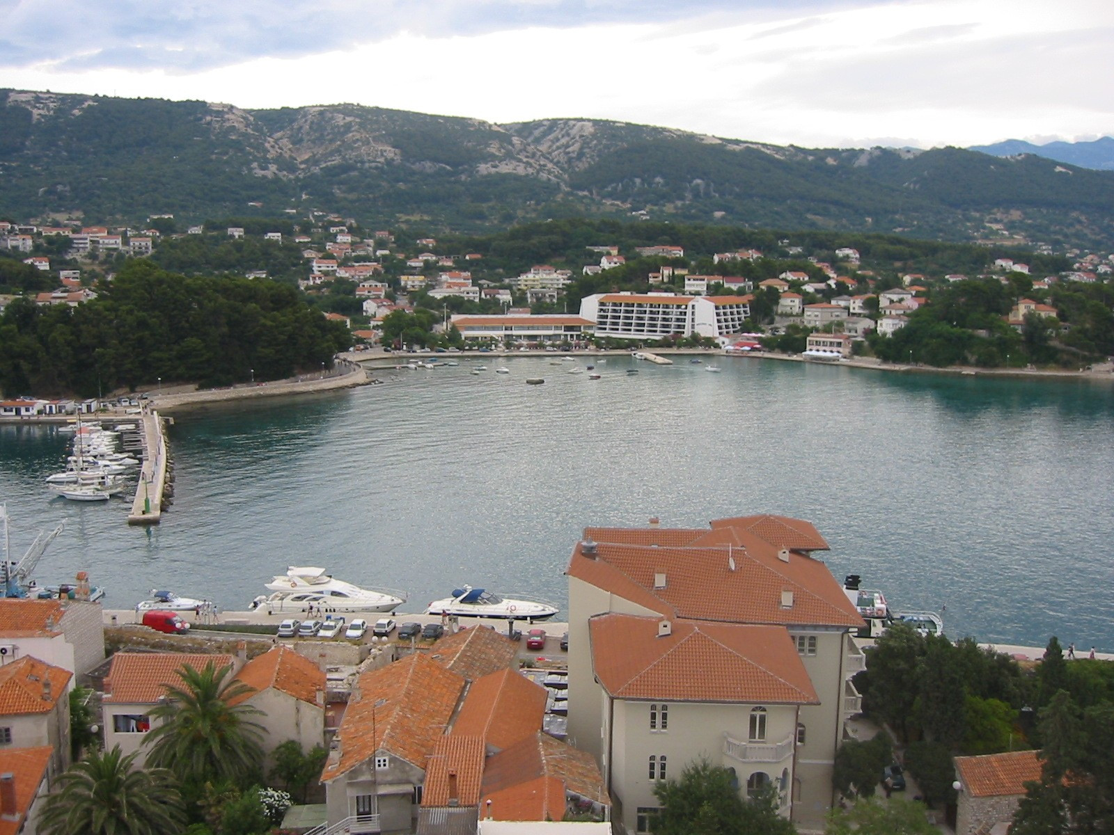 Набережная в Раб, Хорватия. Фото 8 – фотографии Хорватии