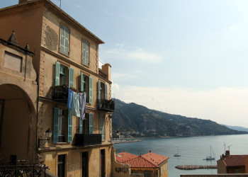 Дома в Ментоне, Франция. Фото 1 – фотографии Франции