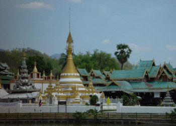 Монастырь в Мэ-Хонг-Сон, Тайланд. Фото 8 – фотографии Таиланда