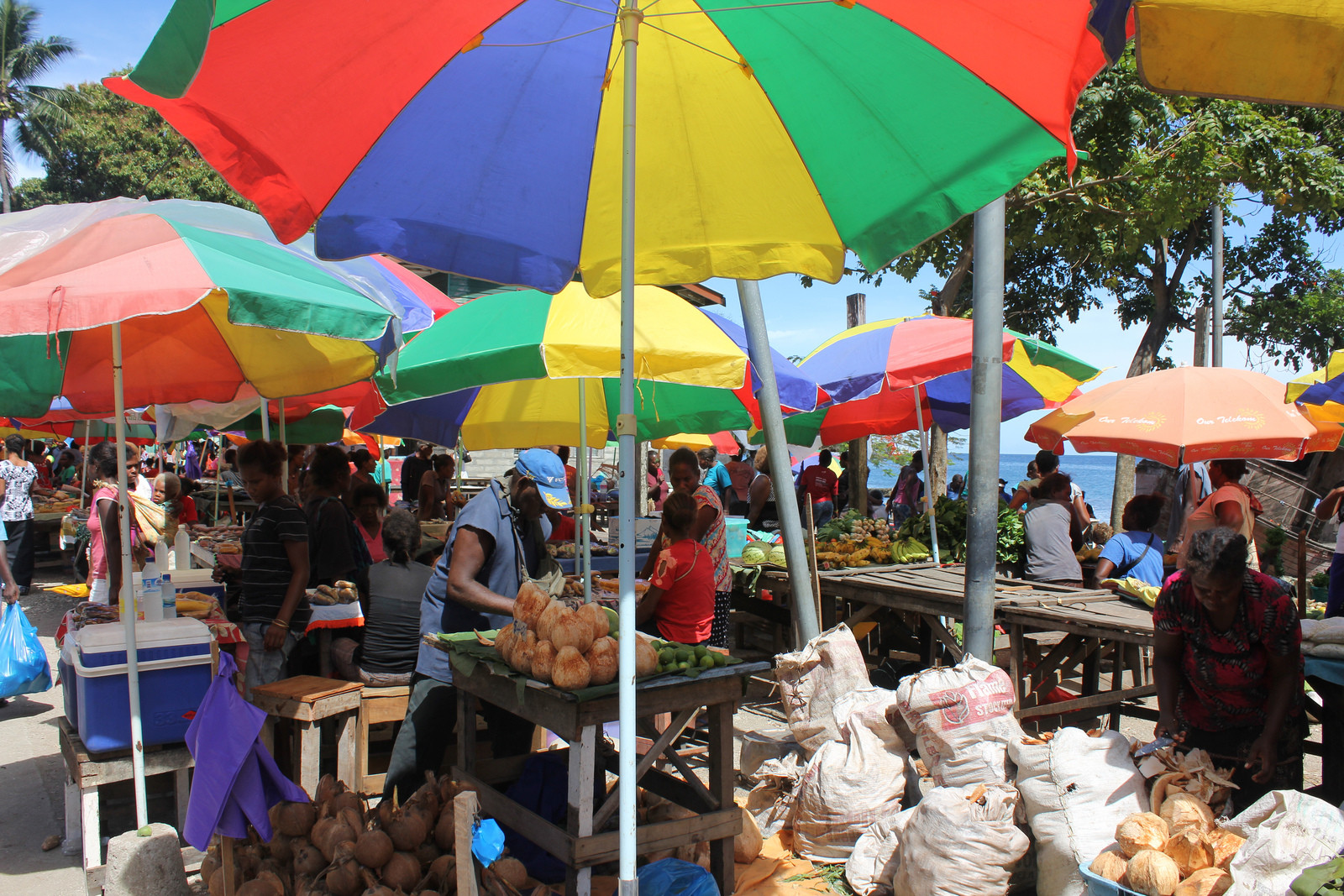 Рынок в городе Хониара (Honiara). Фото 1 – фотографии Соломоновых Островов