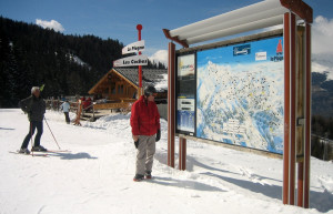 Лыжники в Ле-Кош, Франция – фотографии Франции