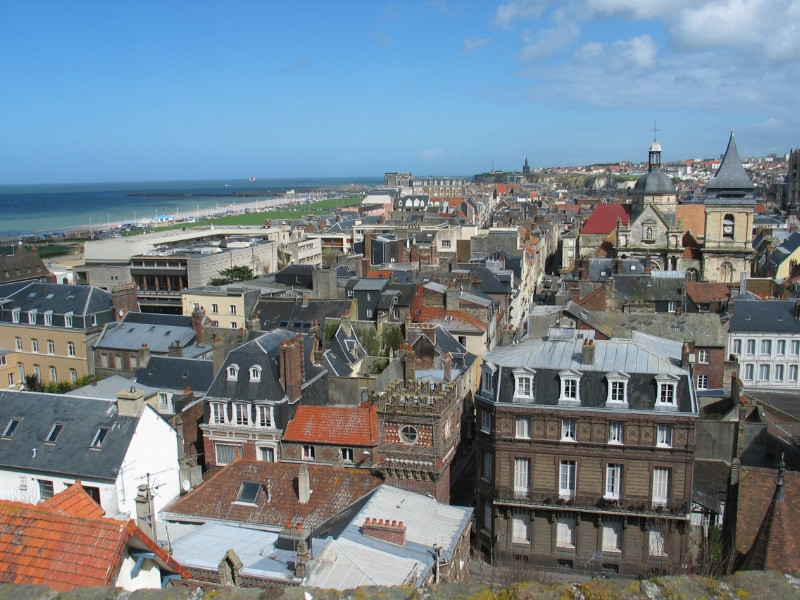 Дома в Дьепе, Франция – фотографии Франции