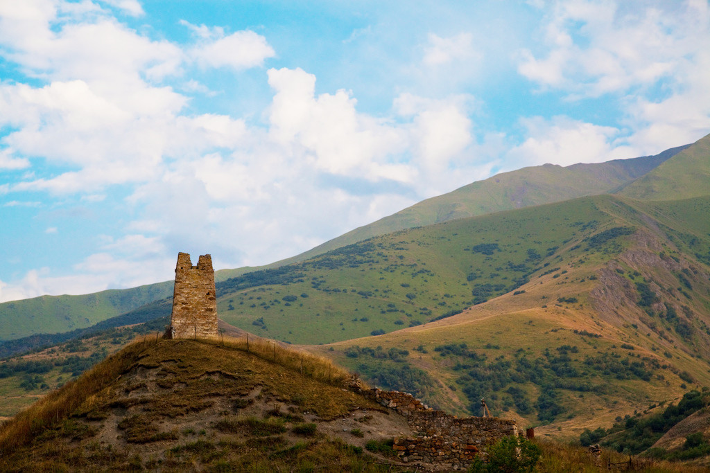 Некрополь у селения Даргавс в Северной Осетии – фотографии России
