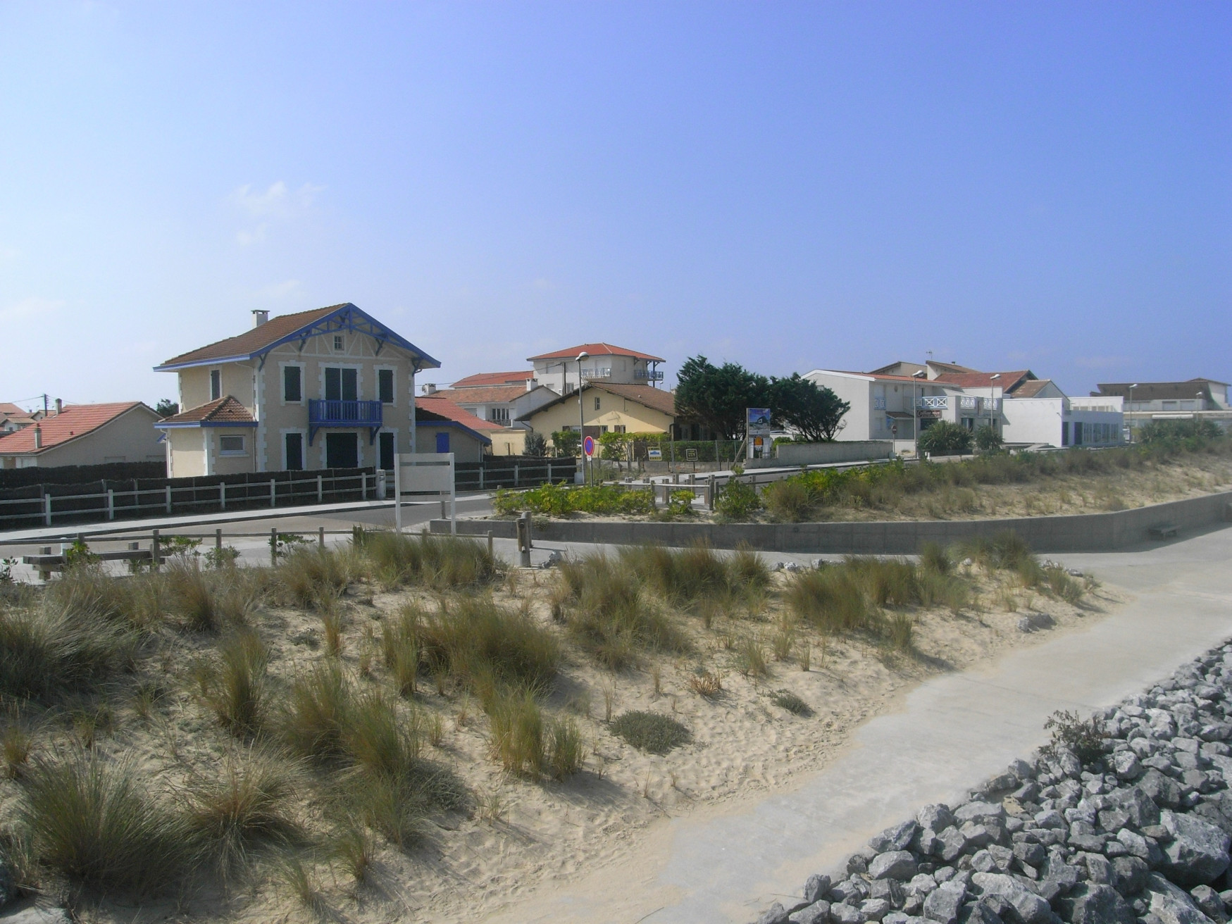 Дома в Мимизане, Франция. Фото 1 – фотографии Франции