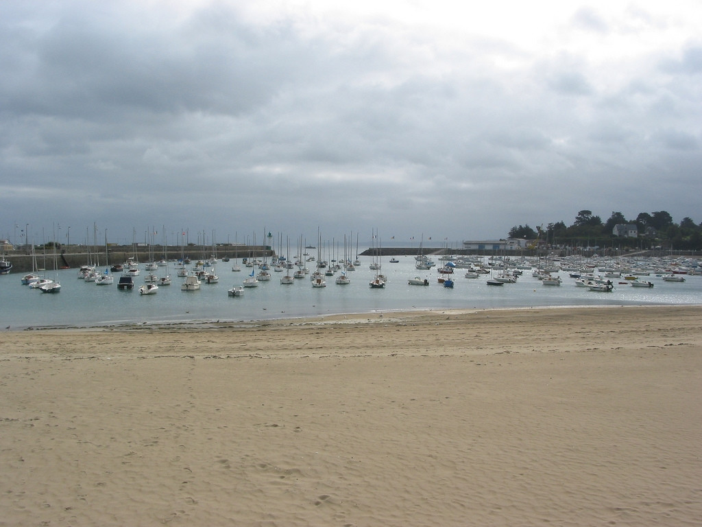 Яхты и катера в Эрки, Франция. Фото 4 – фотографии Франции