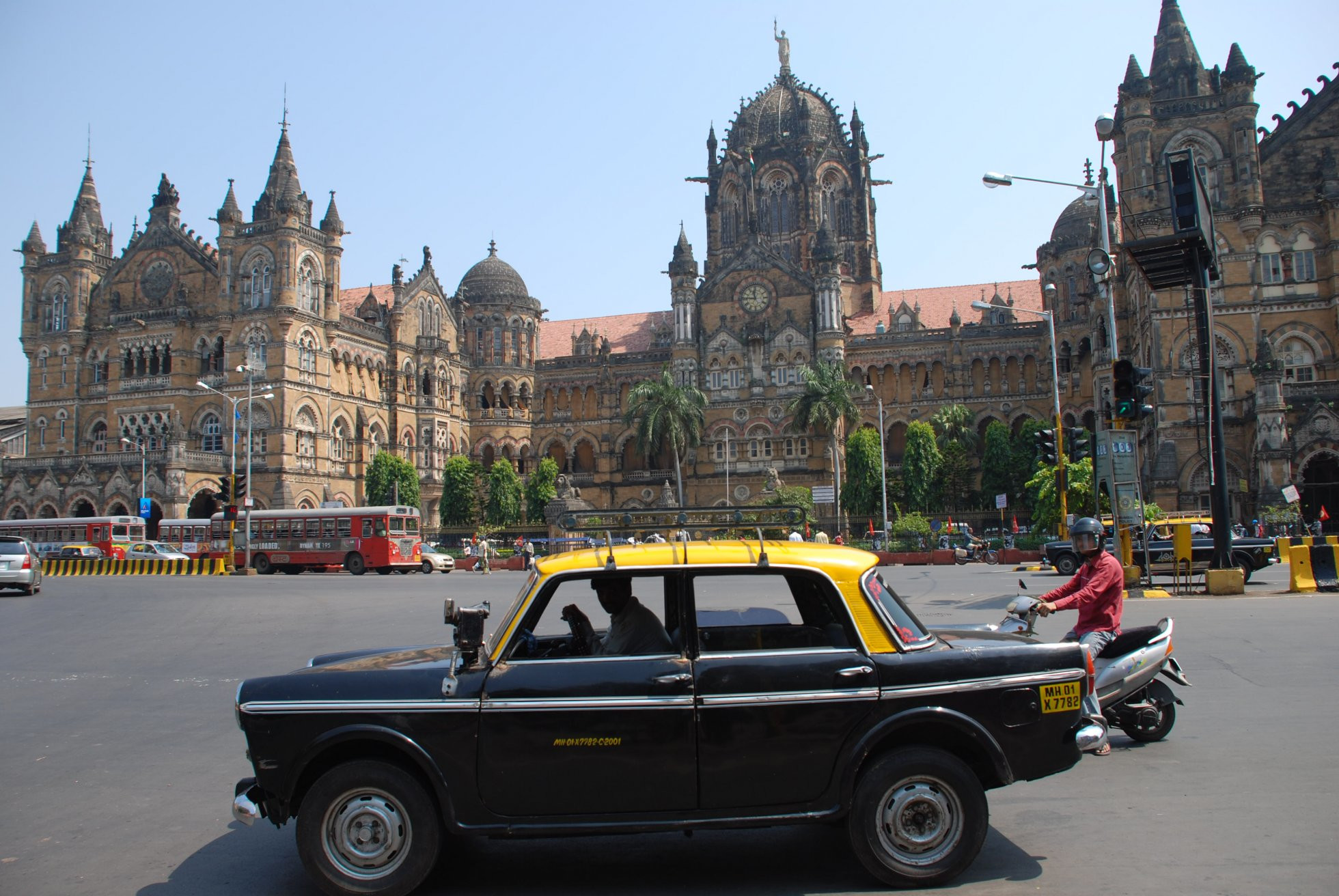 Вокзал Виктории в Мумбае – фотографии Индии