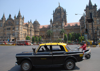 Вокзал Виктории в Мумбае – фотографии Индии