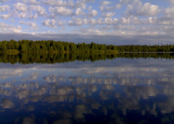 Озеро в Мурманске, Россия – фотографии России