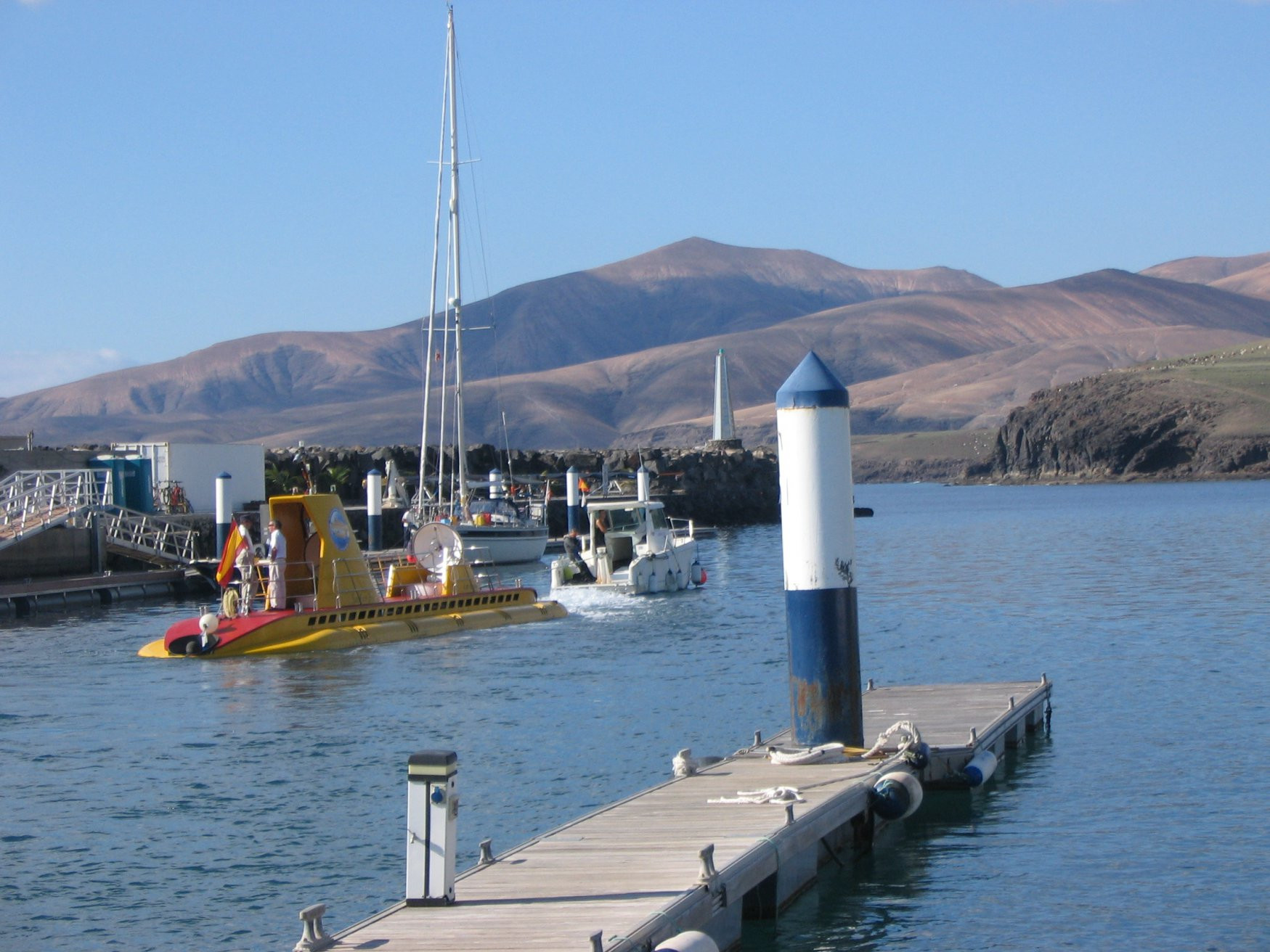 Пуэрто-Калеро, Лансароте остров, Канарские острова, фото № 32704 – фотографии Канарских островов